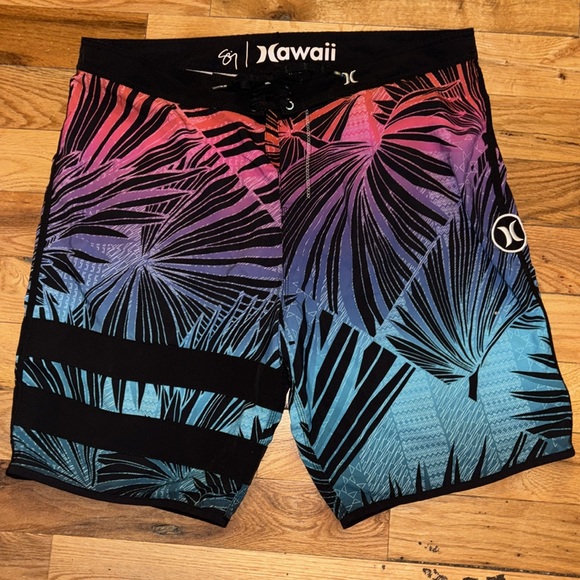 Hawaii sim trunks/board shorts.  2XL.  Great condition. - Picture 5 of 6